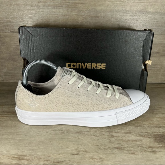 NEW Converse Chuck Taylor All Star OX Leather Sneaker Pale Putty Silver Women 8 - Picture 3 of 13